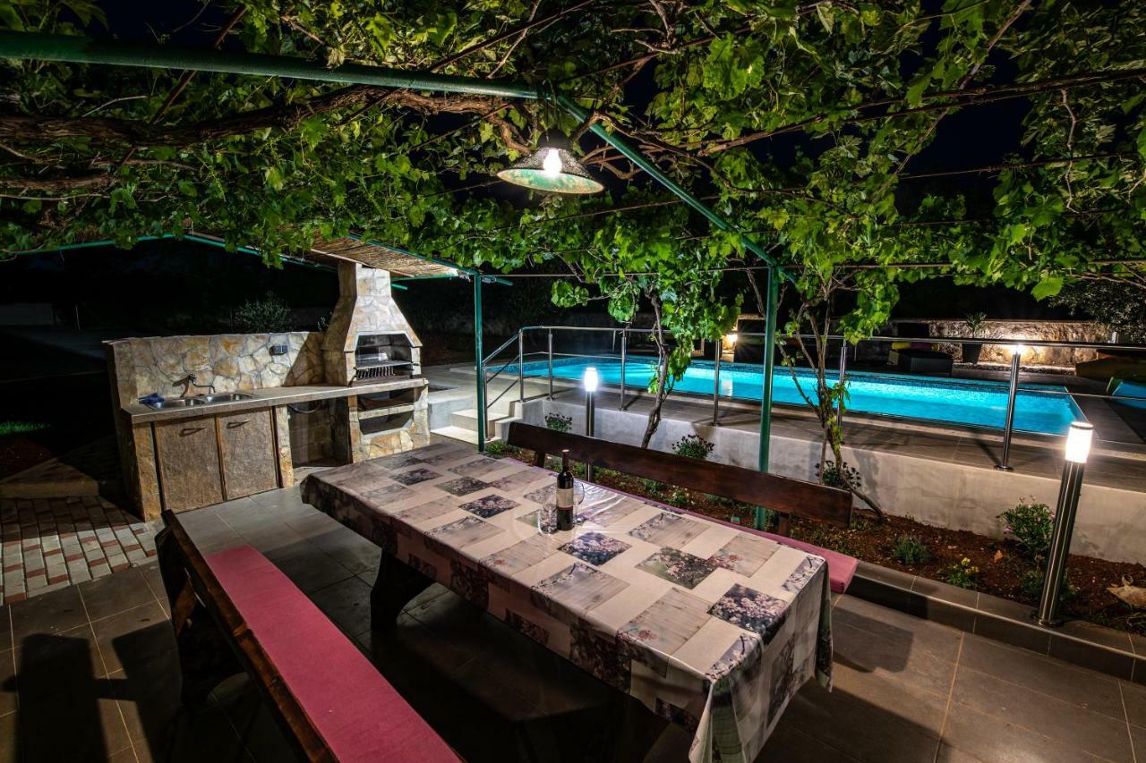 Holiday Home Mara Fondole Exterior foto