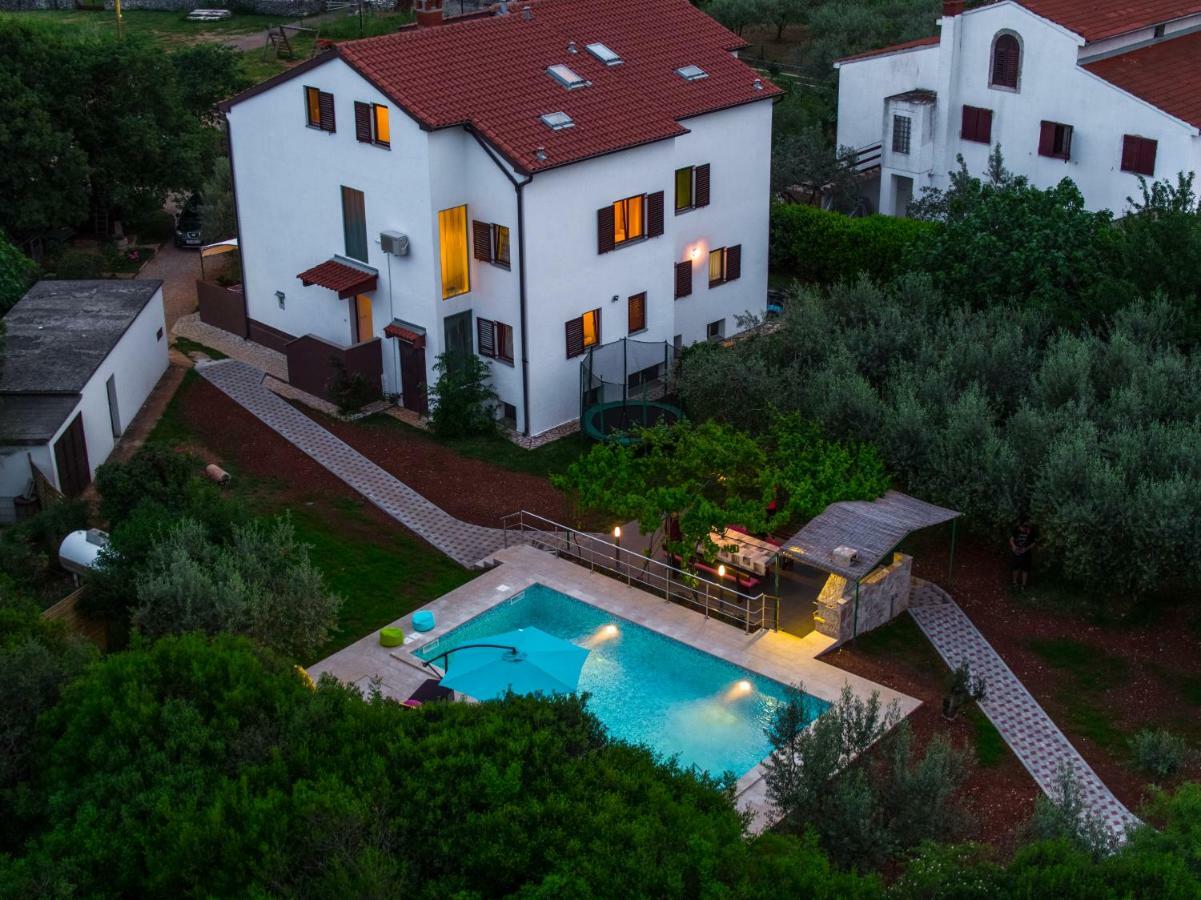 Holiday Home Mara Fondole Exterior foto